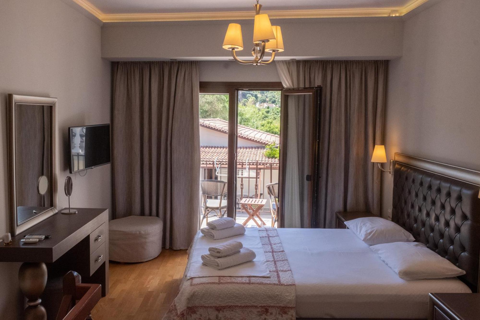 Sekreto - "S" Maisonettes & Studios Adults Only ปาร์กา ภายนอก รูปภาพ