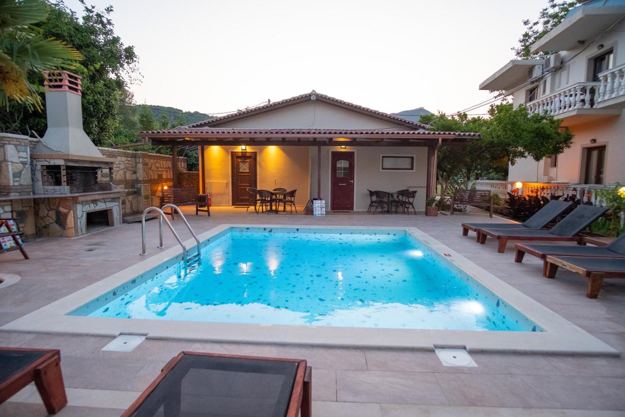 Sekreto - "S" Maisonettes & Studios Adults Only ปาร์กา ภายนอก รูปภาพ