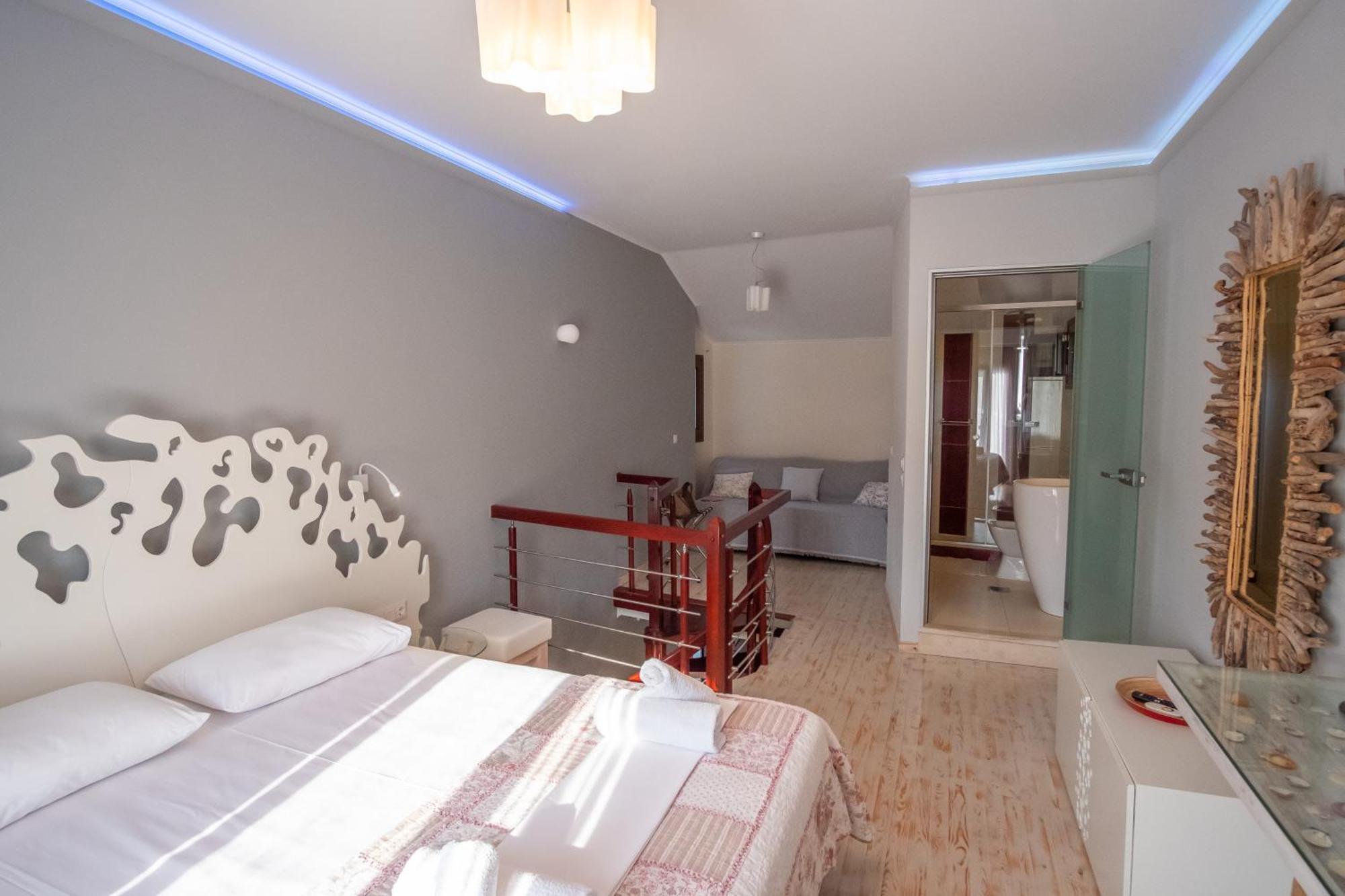 Sekreto - "S" Maisonettes & Studios Adults Only ปาร์กา ภายนอก รูปภาพ