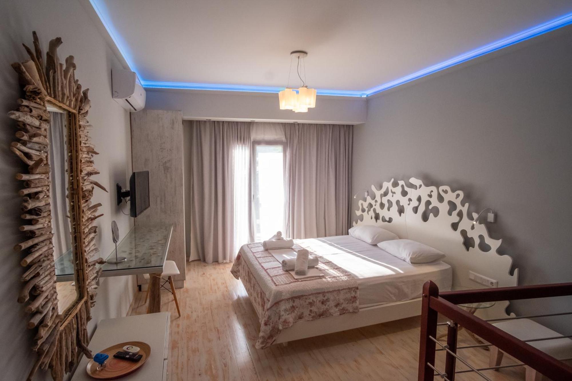 Sekreto - "S" Maisonettes & Studios Adults Only ปาร์กา ภายนอก รูปภาพ