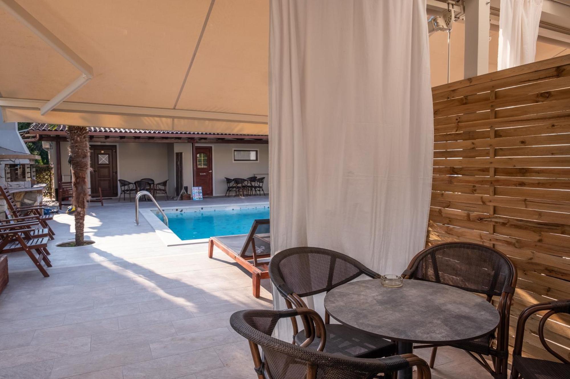 Sekreto - "S" Maisonettes & Studios Adults Only ปาร์กา ภายนอก รูปภาพ