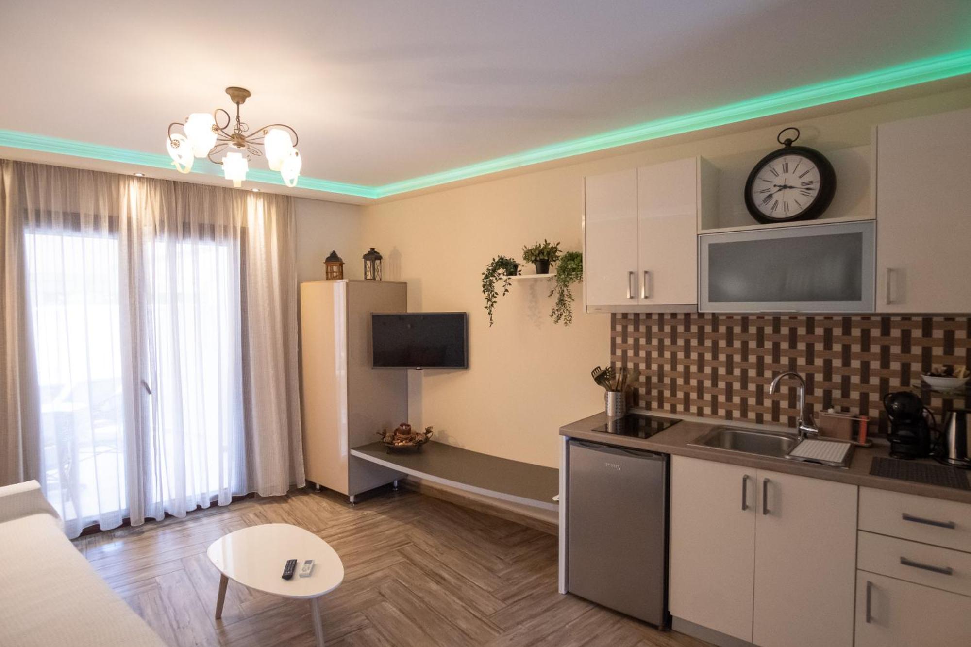 Sekreto - "S" Maisonettes & Studios Adults Only ปาร์กา ภายนอก รูปภาพ